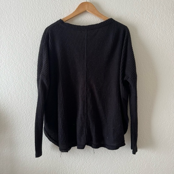 Out from Under Jojo oversized thermal cardigan tee - Picture 8 of 9